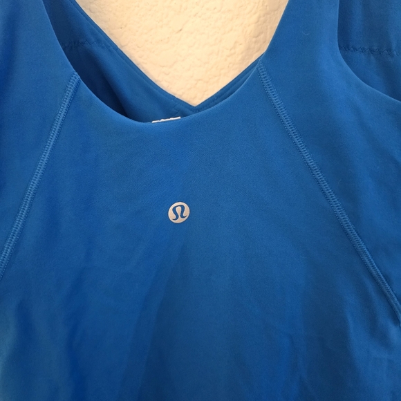 Lululemon Align Hip-Length Tank Top Light Support - Size 6 - Blue - Picture 7 of 7